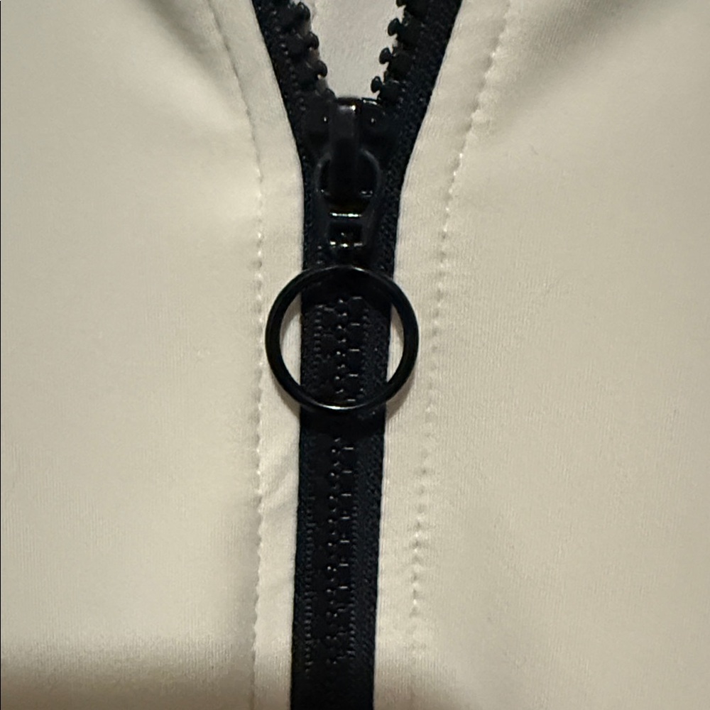 Fabletics Trinity Cold Weather Performance Jacket in bone {Small} - Picture 6 of 9